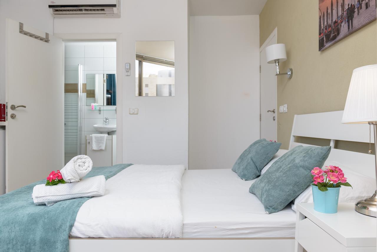 Studio & Apartments On The Beach By Aspentlv Tel-Aviv Kültér fotó