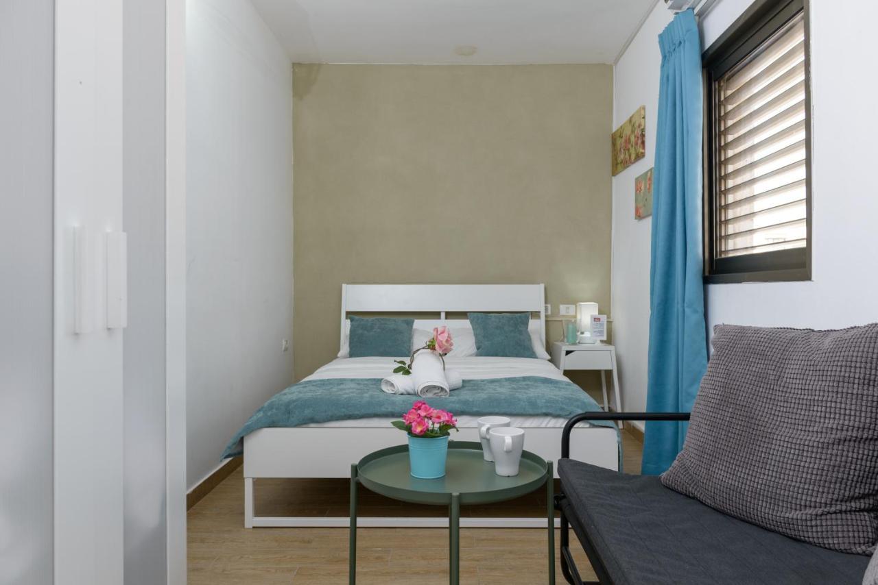 Studio & Apartments On The Beach By Aspentlv Tel-Aviv Kültér fotó
