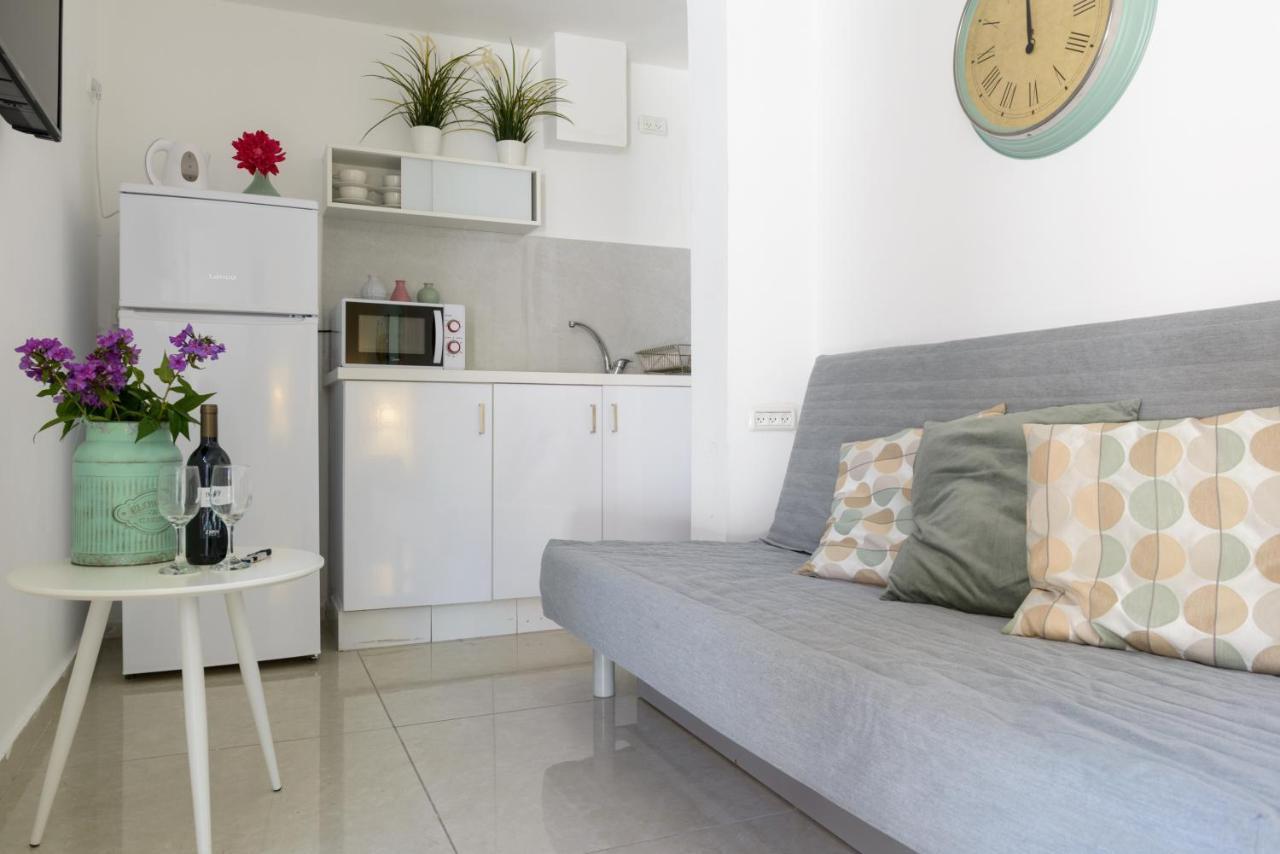 Studio & Apartments On The Beach By Aspentlv Tel-Aviv Kültér fotó